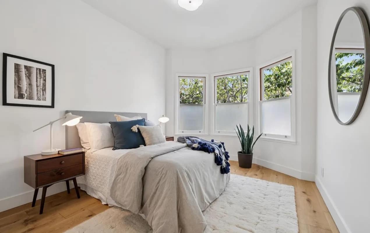 160 Julian Street No. 3 8