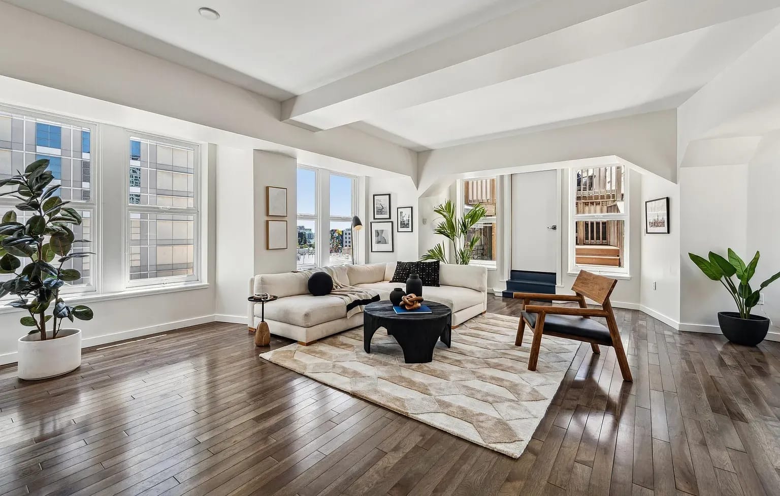 1615 Broadway5