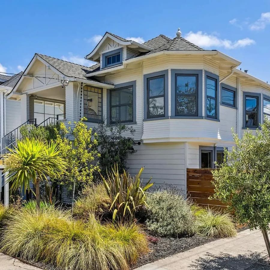 699 61st St, Oakland